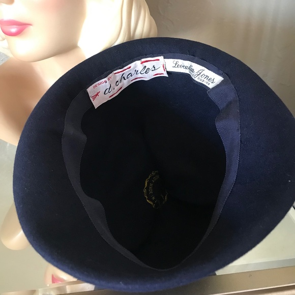 GLAMOROUS VINTAGE NAVY BOWLER HAT WITH PLEATED CROWN, GROSGRAIN BOW & FEATHERS main image 5